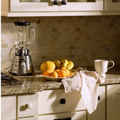 Kitchen Cabinets: cliqstudios.com; Backsplash Tile: Chapter 6 Crocker Gold  jeffreycourt.com; Interior Designer: Barbara Schmidt, studiobstyle.com